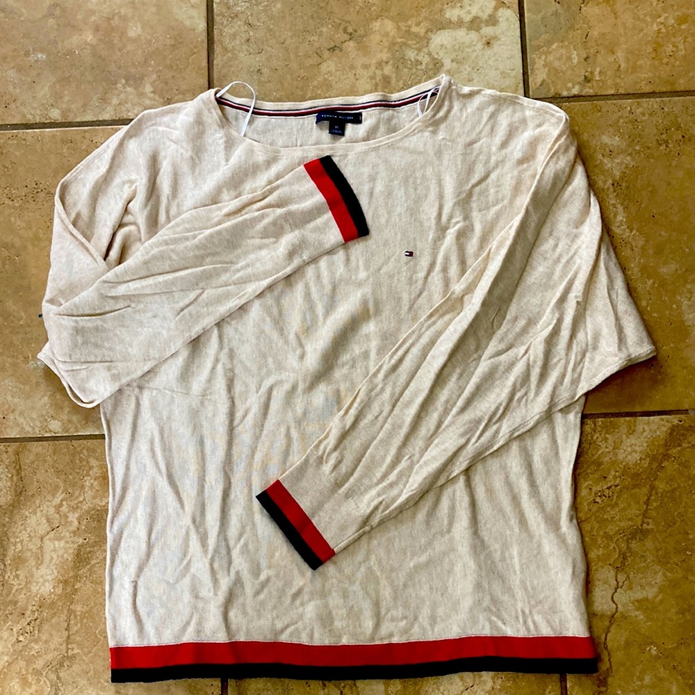Tommy Hilfinger sweater